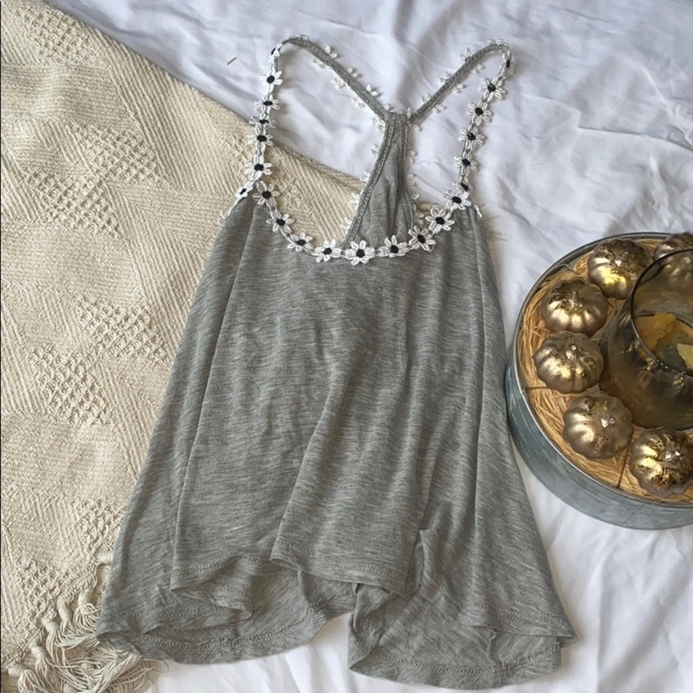 LF Flower Tank Top - Picture 2 of 7